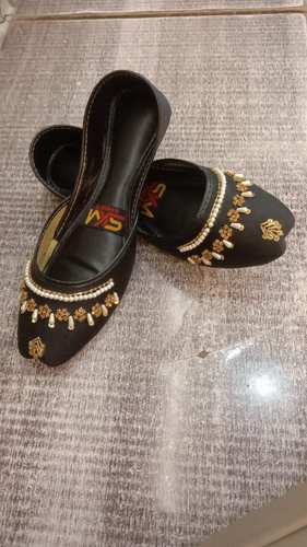[SHOE-KHU-001] Women's Khussa - SKM Shoes - Black Beaded